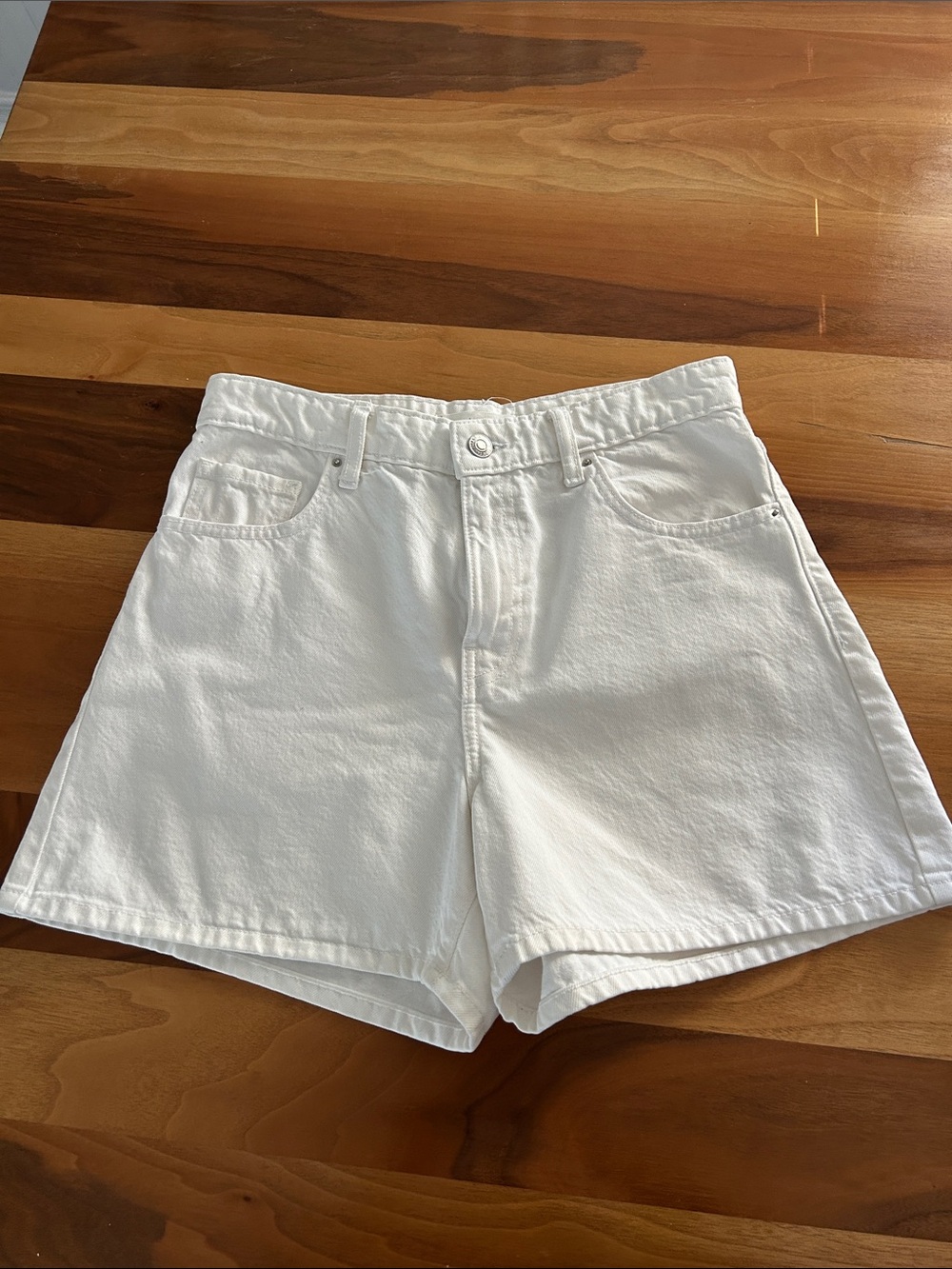 Mango MNG Zoey White Jean Shorts Size 6
